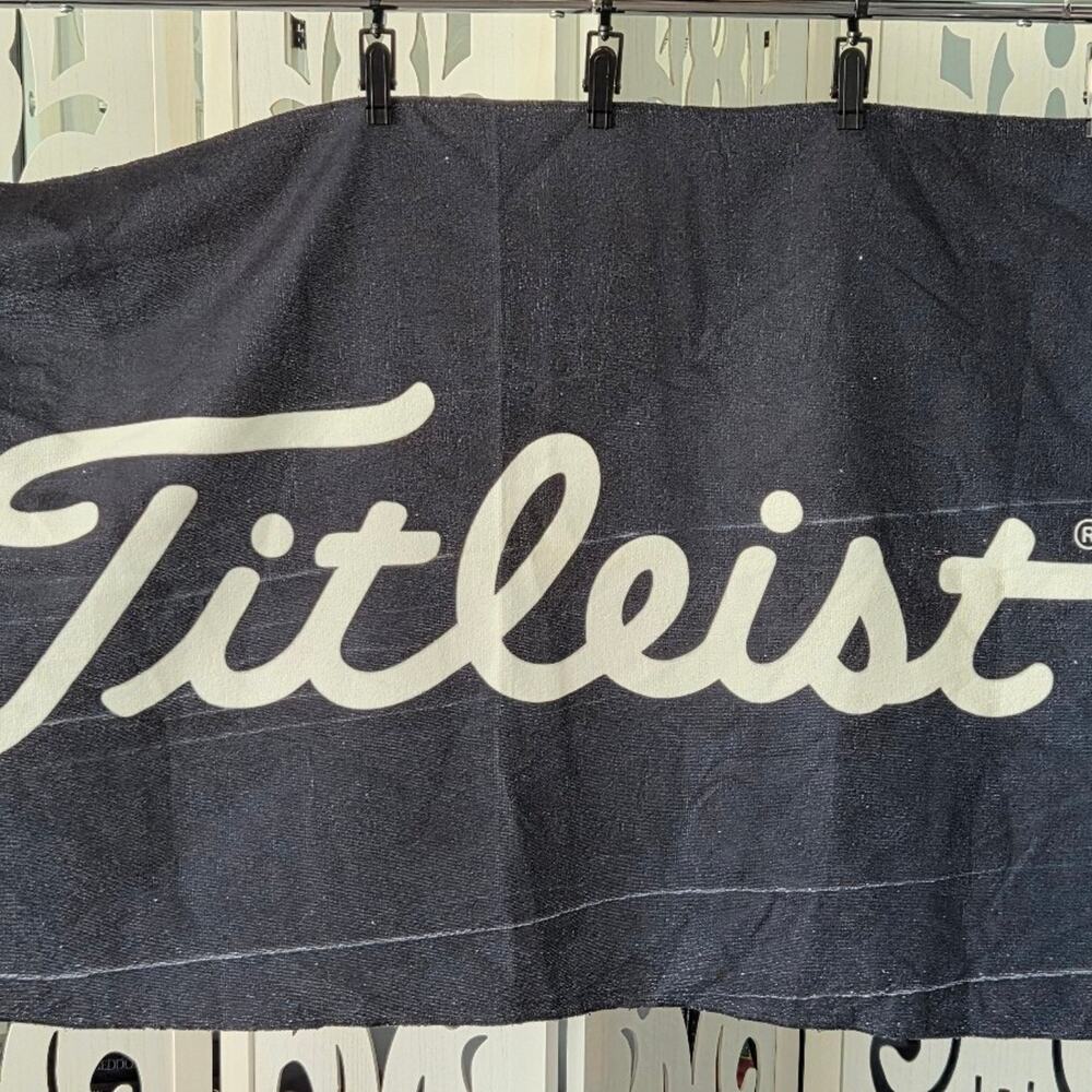 Titleist Golf Logo Oversized Beach Towel Black White Pool Bath Approx 30x60